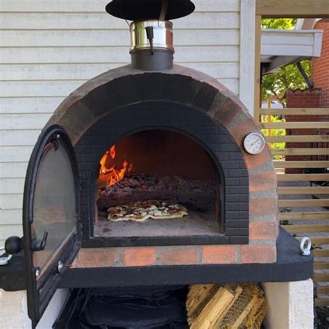 Pizza Furnace .